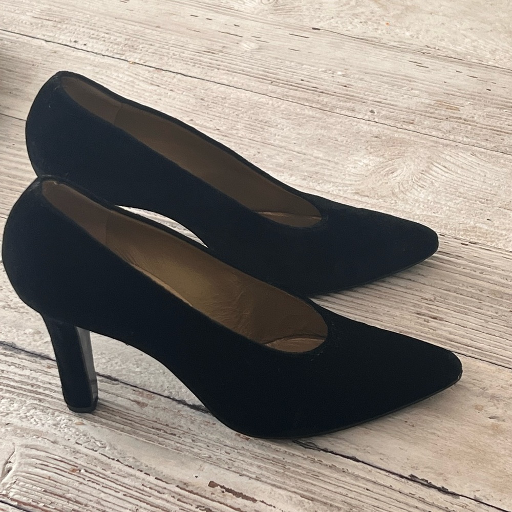 YSL Yves Saint Laurent Black Velvet Heels - Size 9